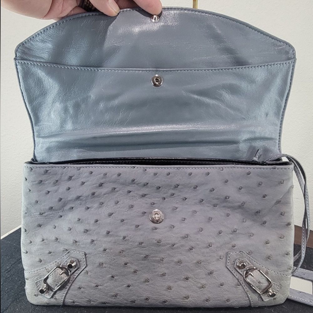 BALENCIAGA Ostrich Envelope Clutch bag - Picture 7 of 11